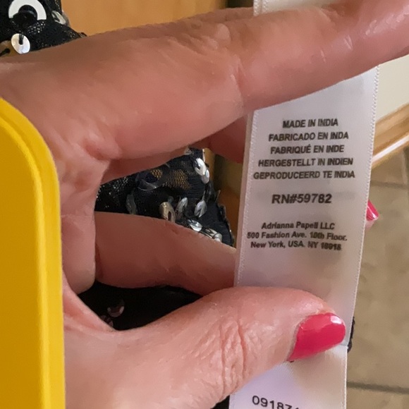 Adrianna Papel cap sleeve sequin dress in pewter - Picture 11 of 12